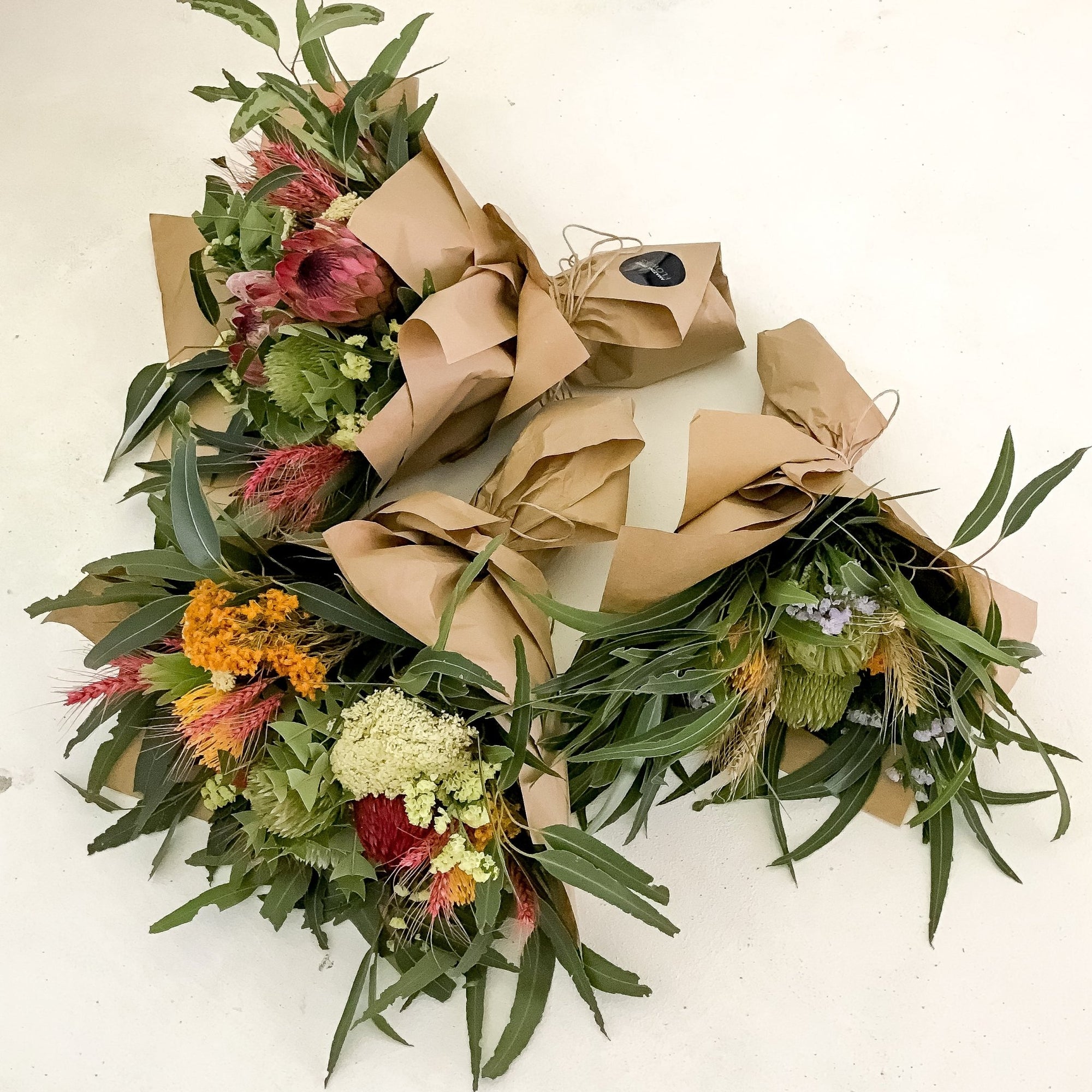 5 Popular Native Flowers You Need In Your New Home - Amazing Graze Flowers