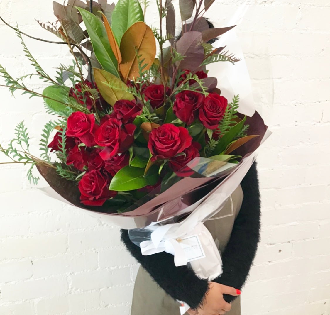 24 Premium Red Roses Bouquet - Amazing Graze Flowers