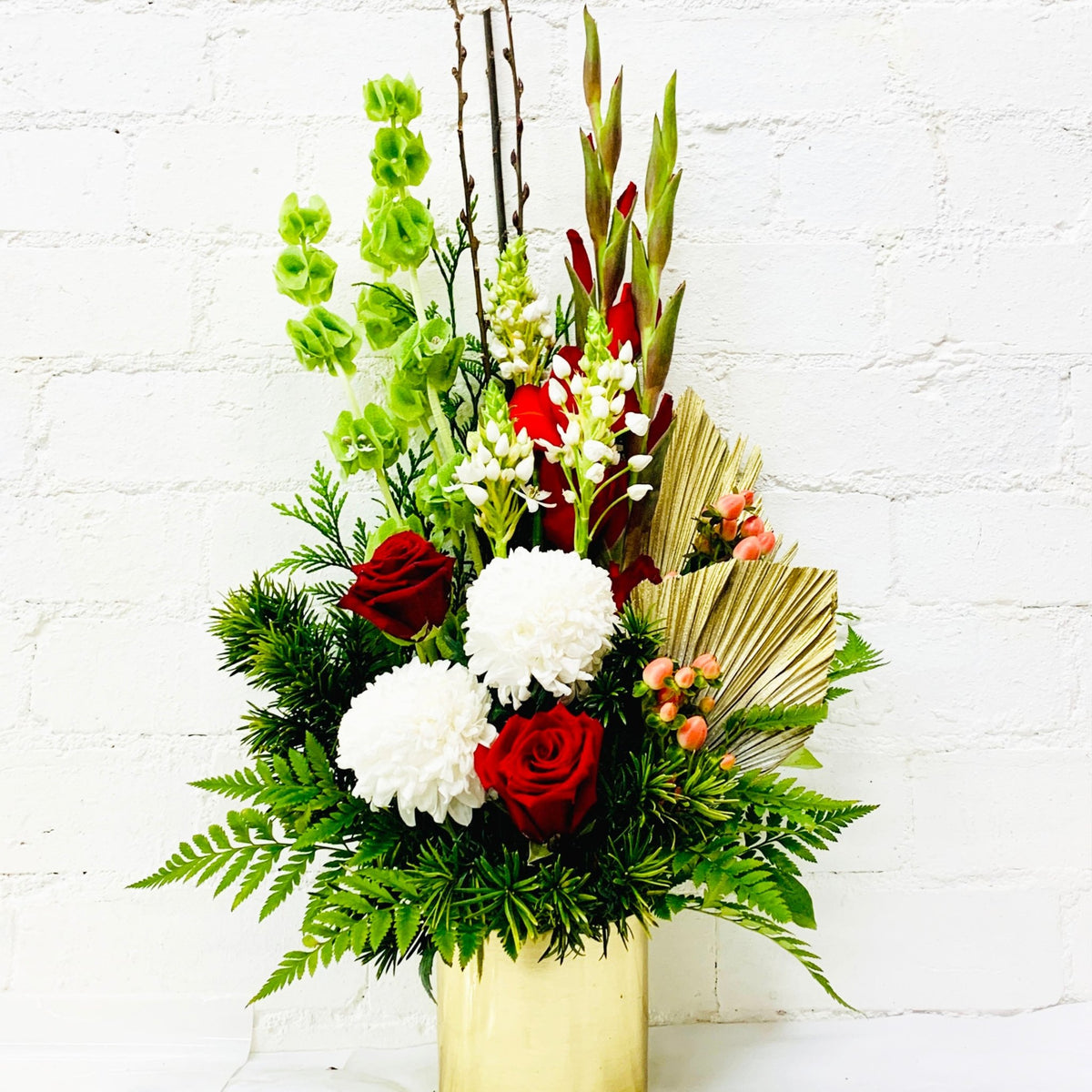 Christmas Arrangement - Amazing Graze Flowers