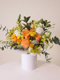 Hello Amber Hat Box - Amazing Graze Flowers